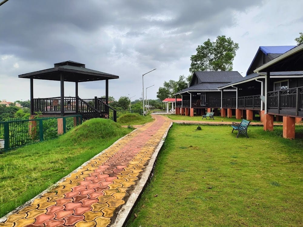 Resort Pathway